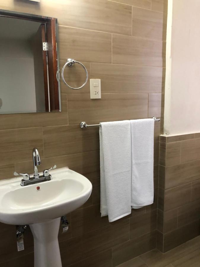 Hotel Lorena Los Mochis Kültér fotó