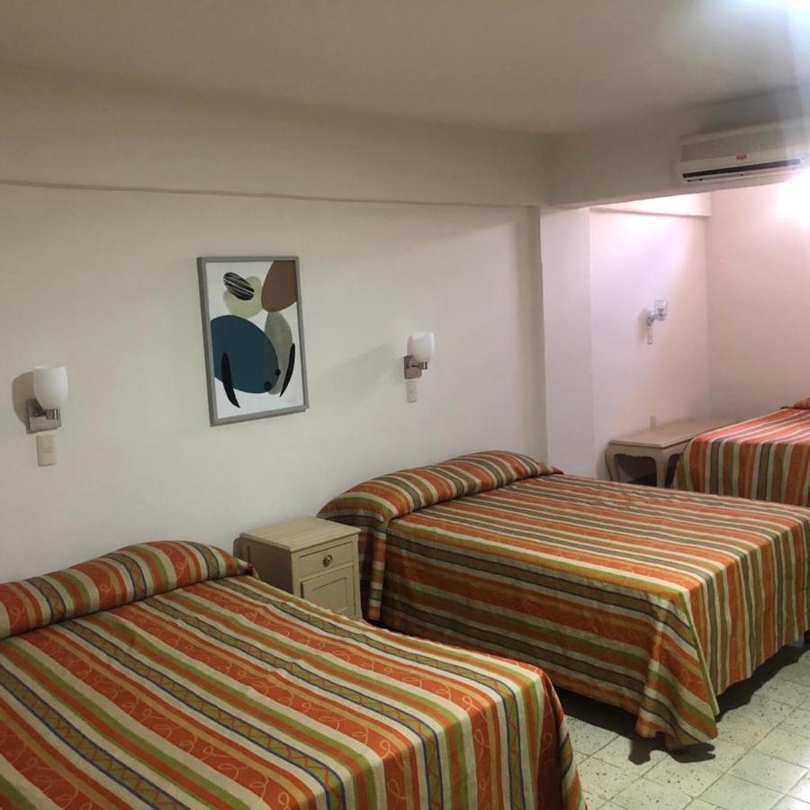 Hotel Lorena Los Mochis Kültér fotó